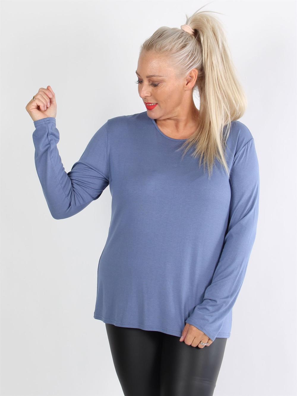 Bari - Svart långärmad basblus med svart färg